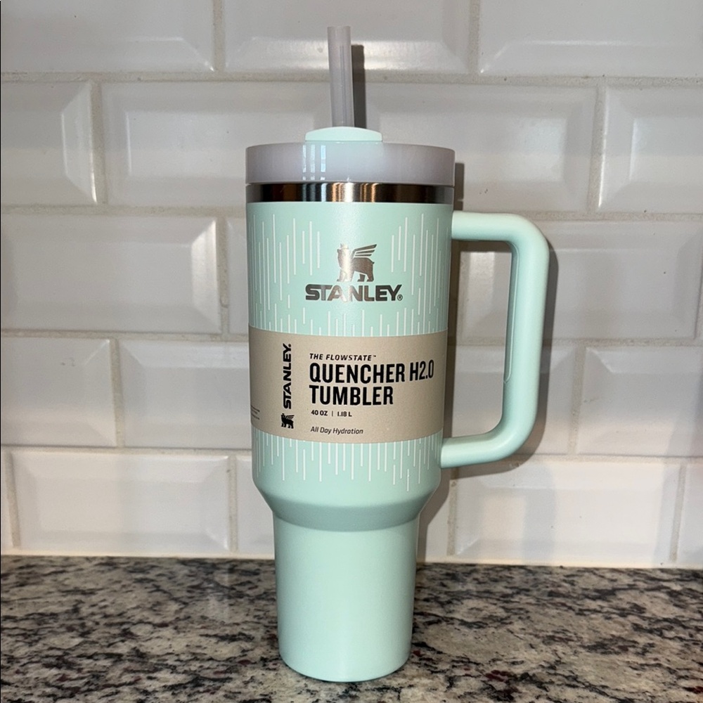 Stanley 40oz. Quencher H2.0 Tumbler in Light Green